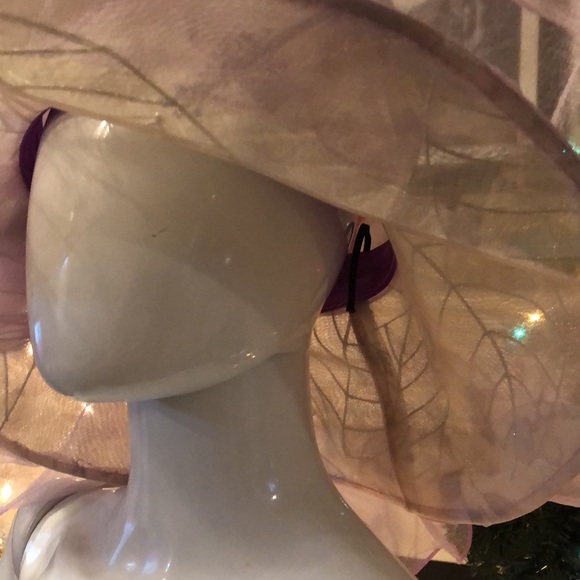 Purple fancy hat - Picture 4 of 11